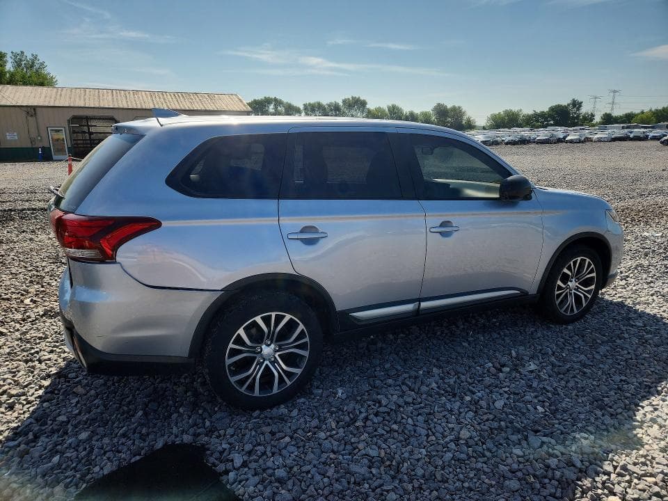 2017 MITSUBISHI OUTLANDER ES 3