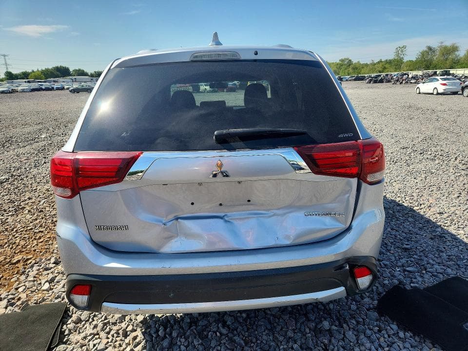 2017 MITSUBISHI OUTLANDER ES 6