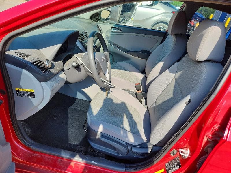 2017 HYUNDAI ACCENT SE 7