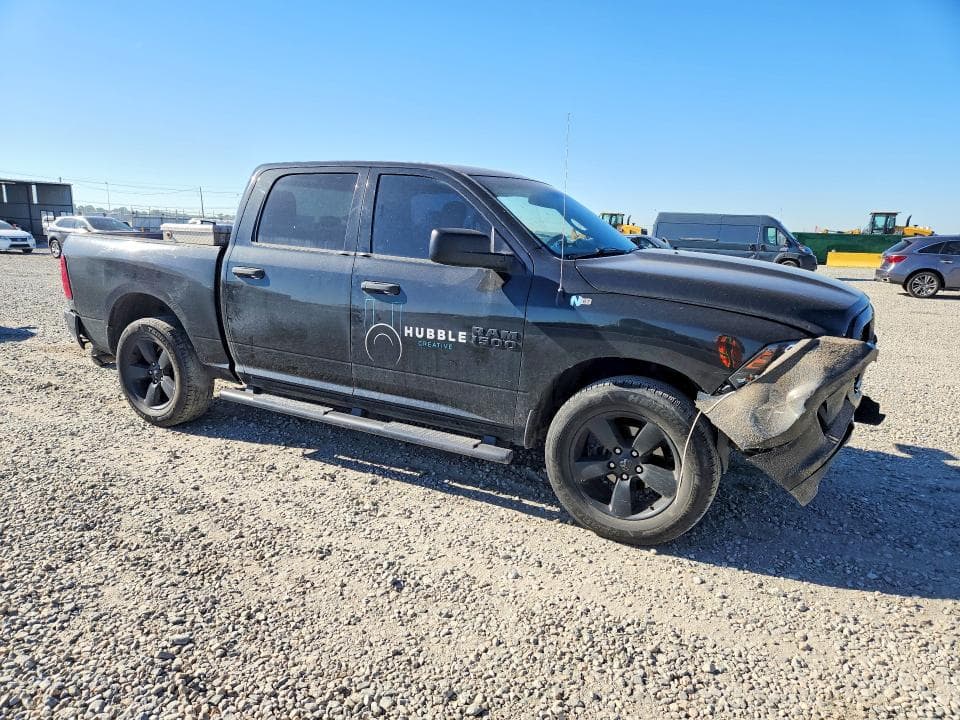 2017 RAM 1500 ST 4