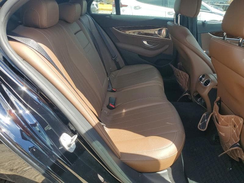 2017 MERCEDES-BENZ E 300 4MATIC 300 4MATIC 10