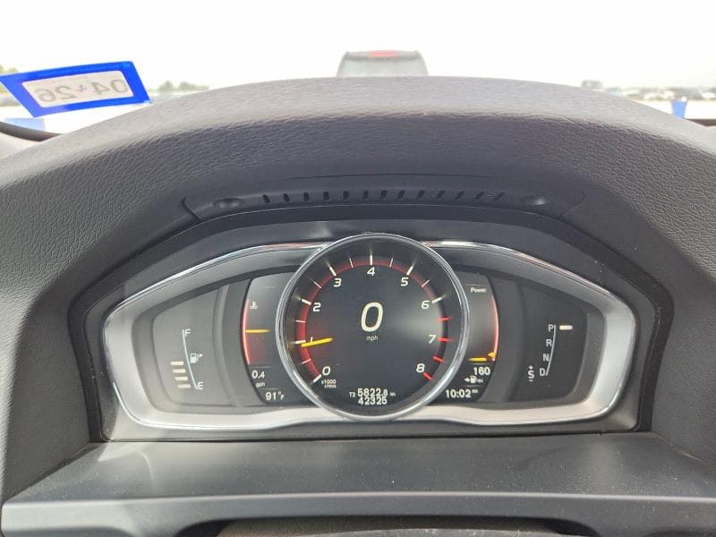 2017 VOLVO S60 9