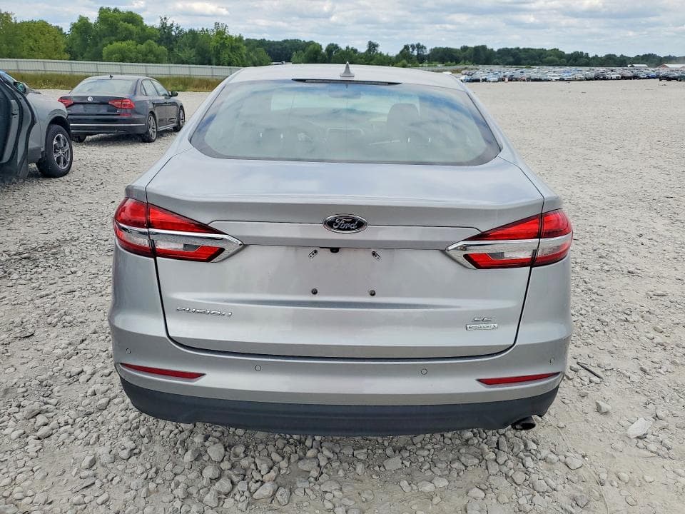 2020 FORD FUSION SE 6