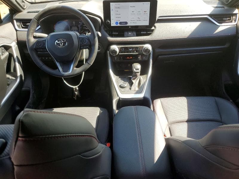 2025 TOYOTA RAV4 XSE XSE 8