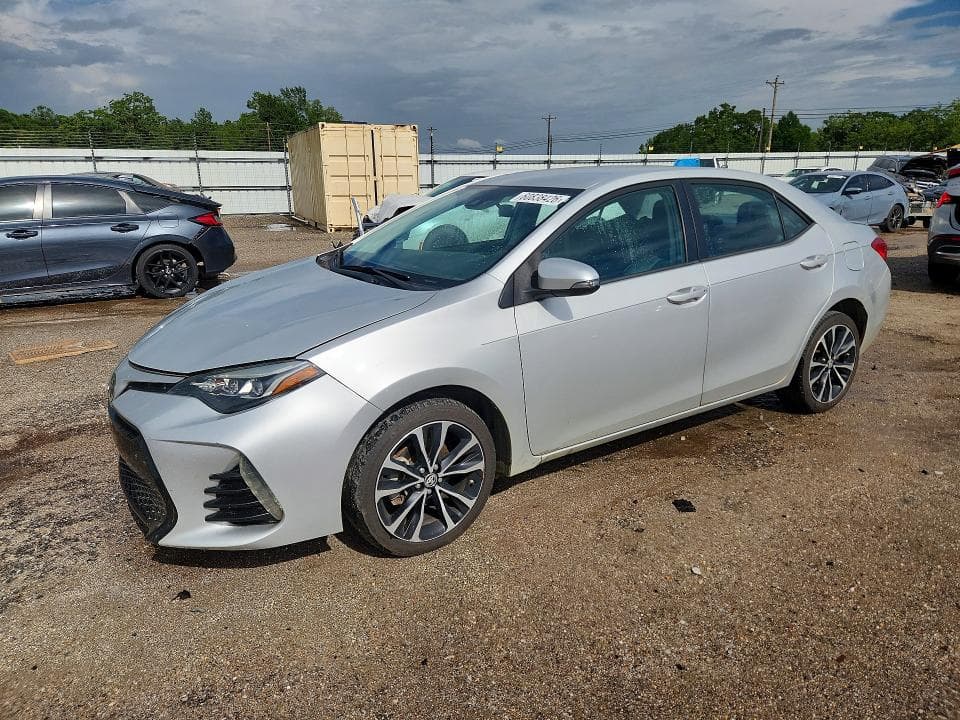 2018 TOYOTA COROLLA SE 1