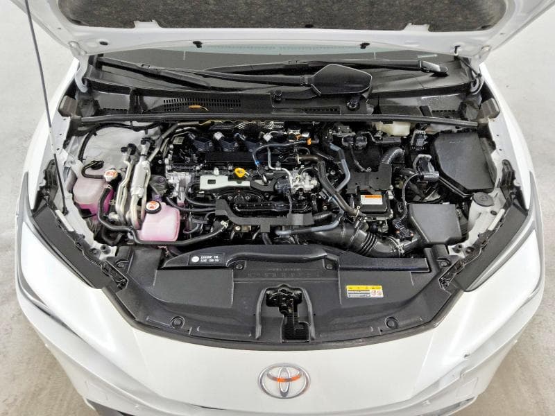2025 TOYOTA PRIUS PLUG-IN HYBRID SE 11