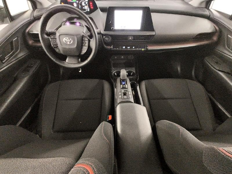 2025 TOYOTA PRIUS PLUG-IN HYBRID SE 8