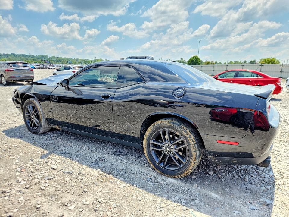 2019 DODGE CHALLENGER SXT 2