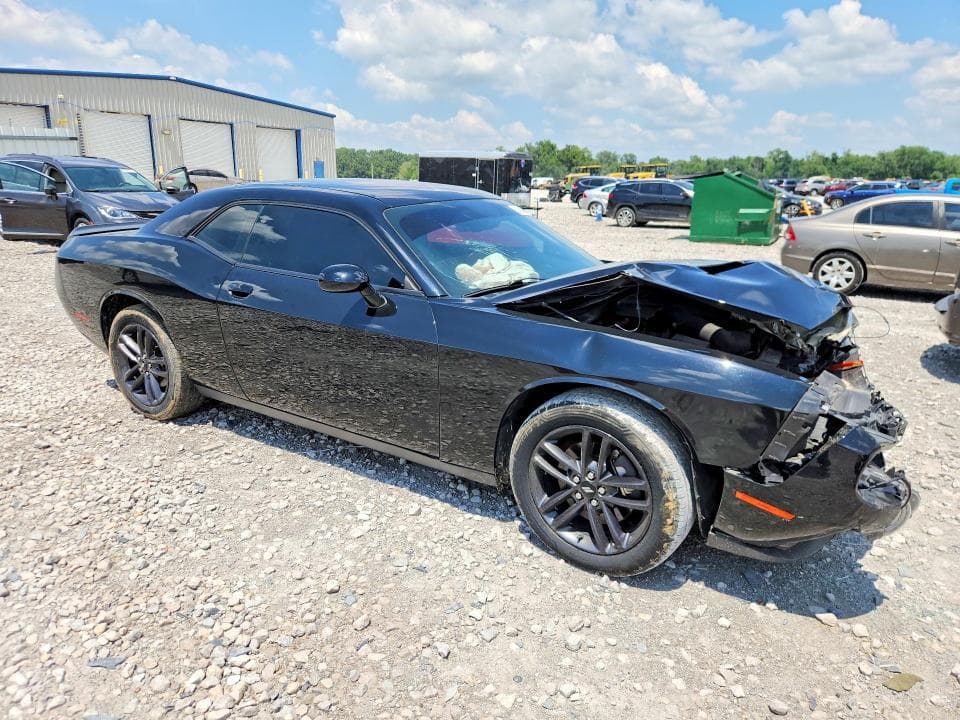 2019 DODGE CHALLENGER SXT 4