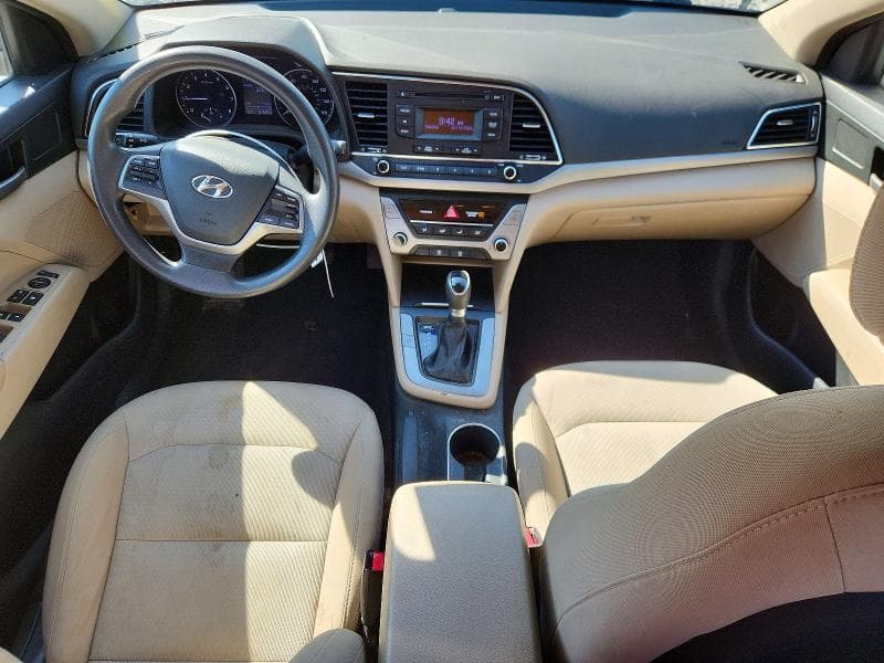 2017 HYUNDAI ELANTRA SE SE 8