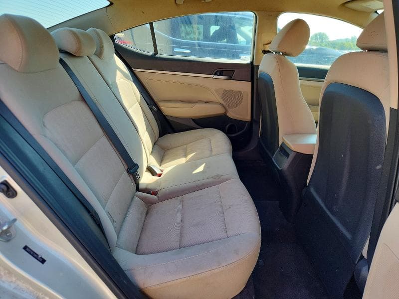 2017 HYUNDAI ELANTRA SE SE 10