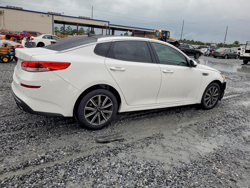 2019 KIA OPTIMA LX 3