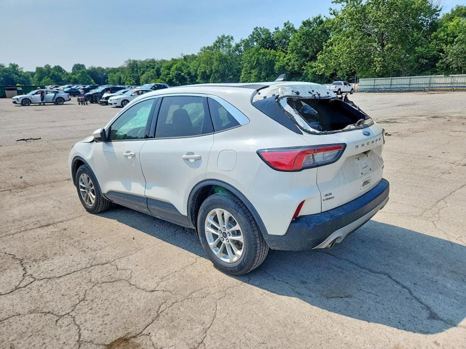 2021 FORD ESCAPE SE 2