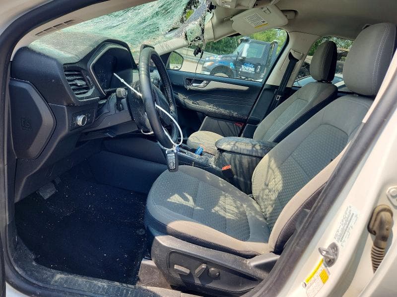 2021 FORD ESCAPE SE 7