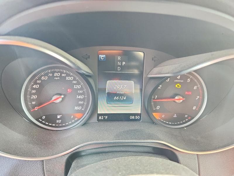 2019 MERCEDES-BENZ GLC 300 4MATIC 9