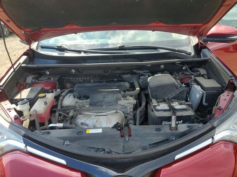 2018 TOYOTA RAV4 XLE 12