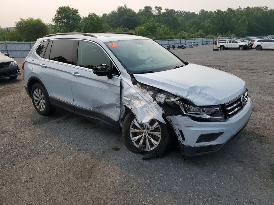 2018 VOLKSWAGEN TIGUAN SE 4