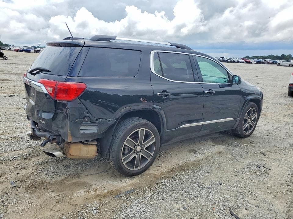 2018 GMC ACADIA DENALI 3