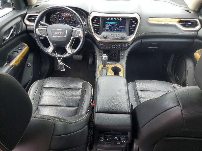 2018 GMC ACADIA DENALI 8