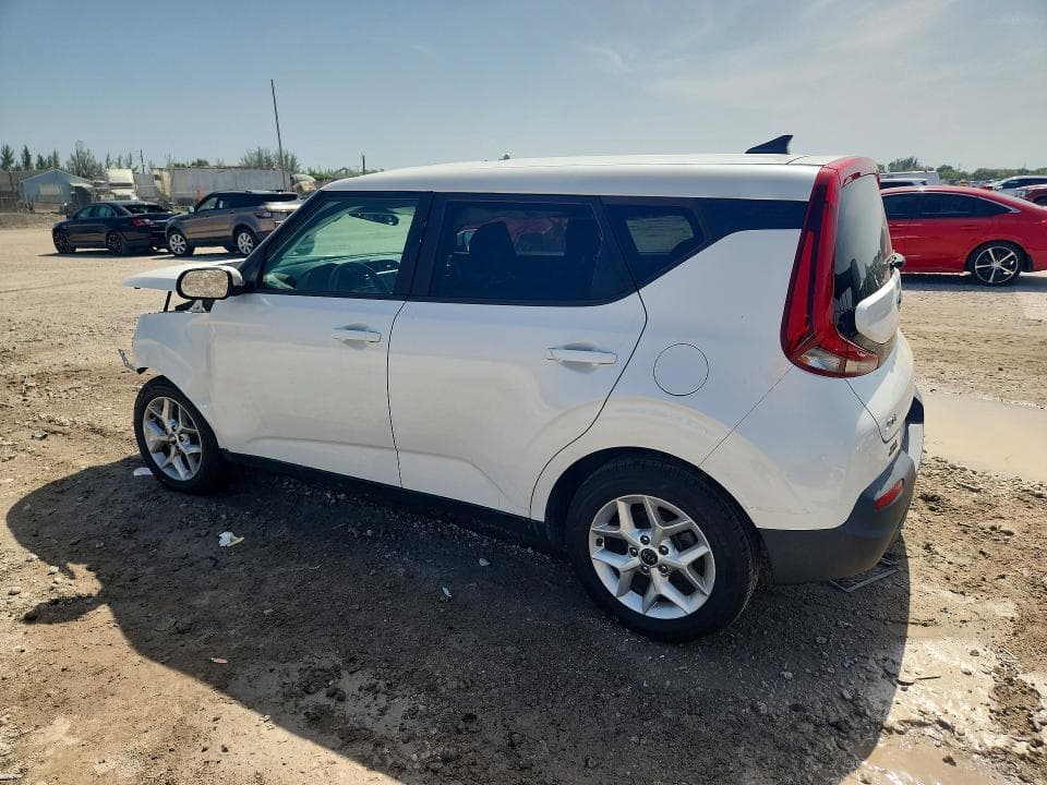 2021 KIA SOUL S 2