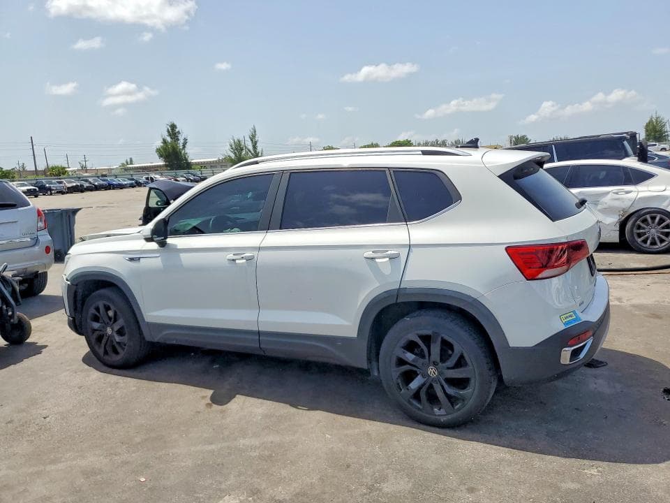 2022 VOLKSWAGEN TAOS SEL 2