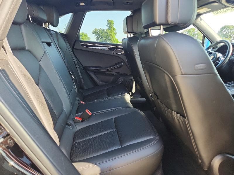 2017 PORSCHE MACAN S 11