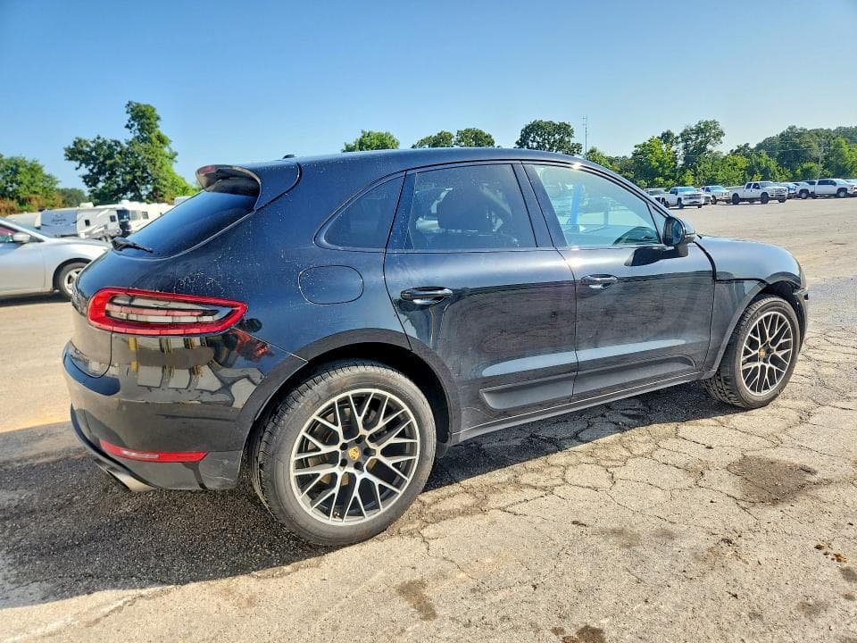 2017 PORSCHE MACAN S 3