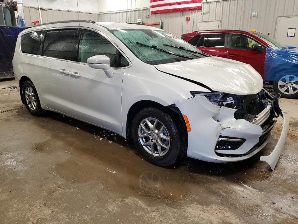 2021 CHRYSLER PACIFICA TOURING 4