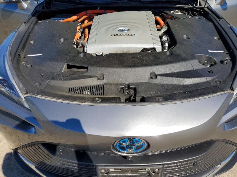 2022 TOYOTA MIRAI XLE 11