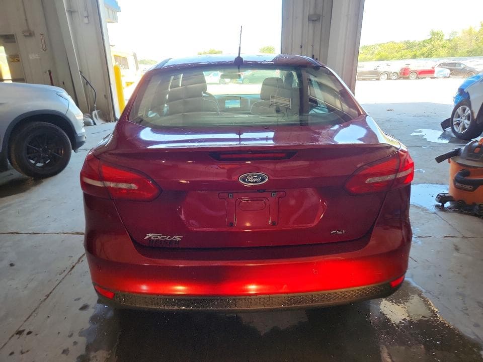 2017 FORD FOCUS SEL 6