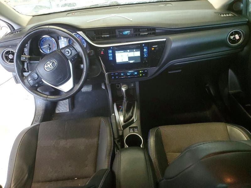2017 TOYOTA COROLLA SE 8