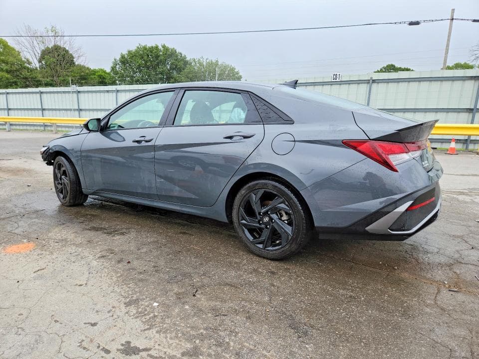 2026 HYUNDAI ELANTRA SEL SPORT 2