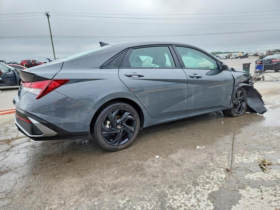 2026 HYUNDAI ELANTRA SEL SPORT 3