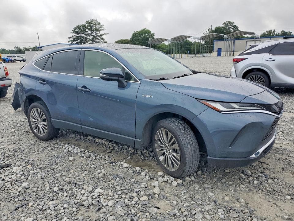2021 TOYOTA VENZA LIMITED 4