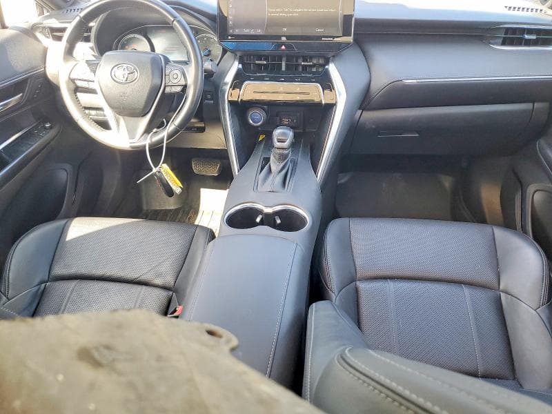 2021 TOYOTA VENZA LIMITED 8