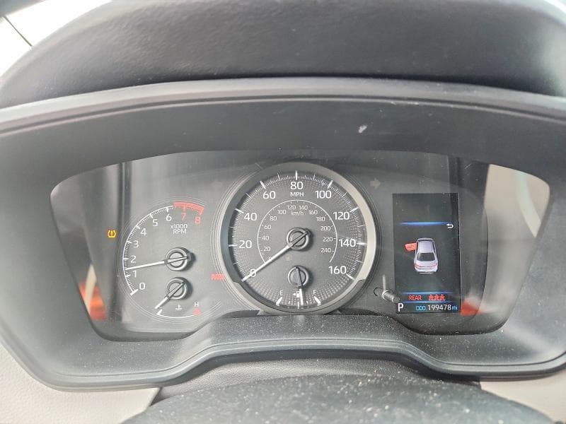 2020 TOYOTA COROLLA L 9