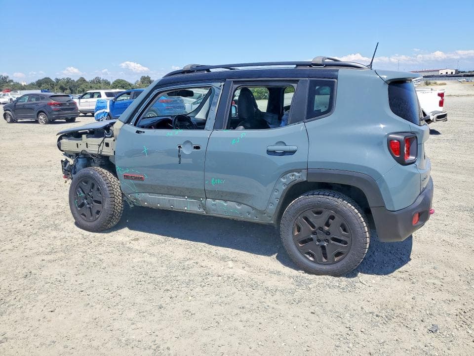2018 JEEP RENEGADE TRAILHAWK 2