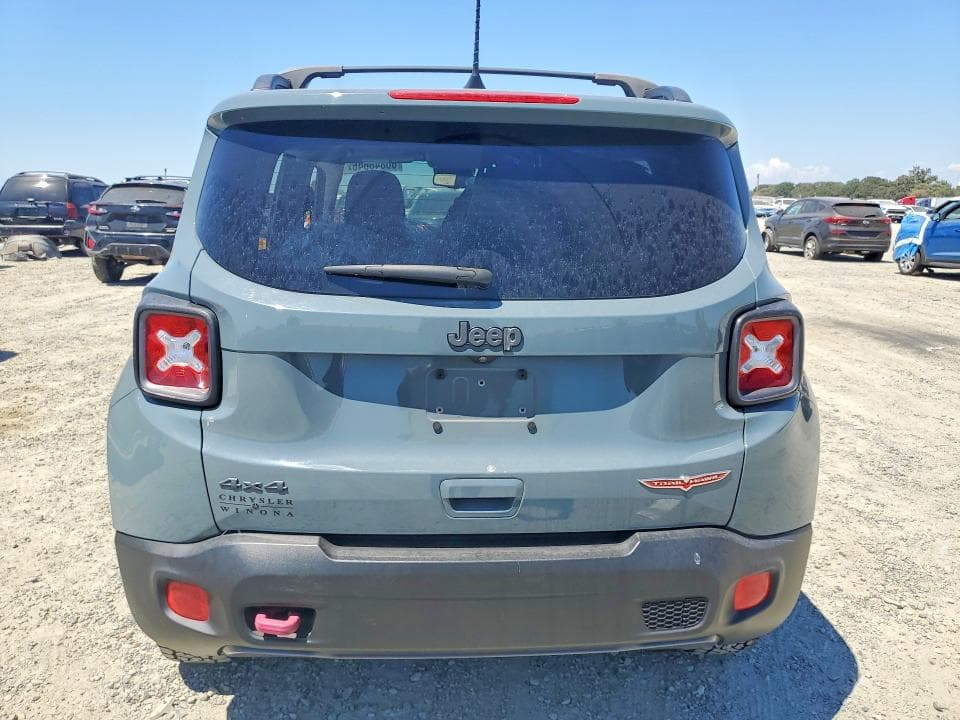 2018 JEEP RENEGADE TRAILHAWK 6