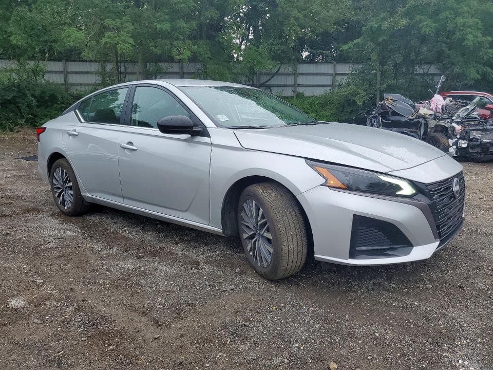 2026 NISSAN ALTIMA SV 4