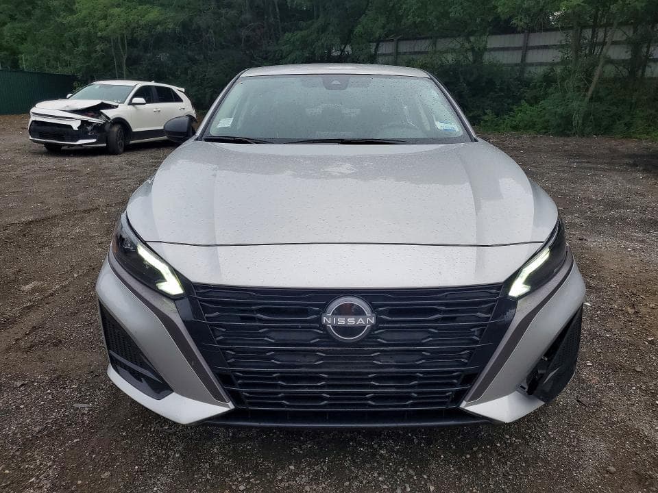 2026 NISSAN ALTIMA SV 5