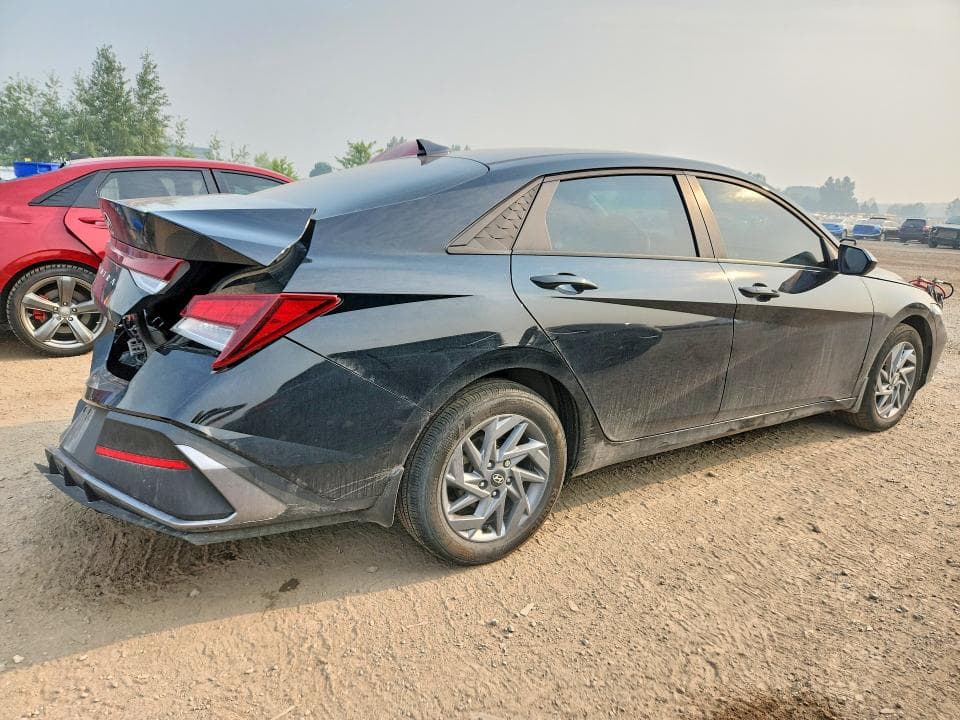2024 HYUNDAI ELANTRA SEL 3