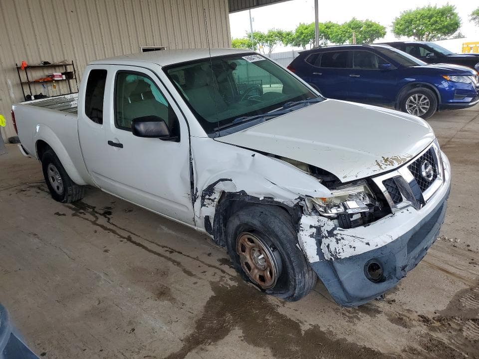 2018 NISSAN FRONTIER S 4