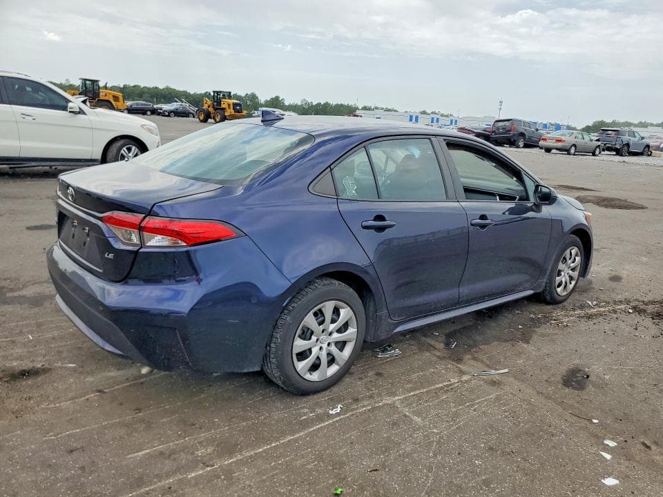 2022 TOYOTA COROLLA LE 3
