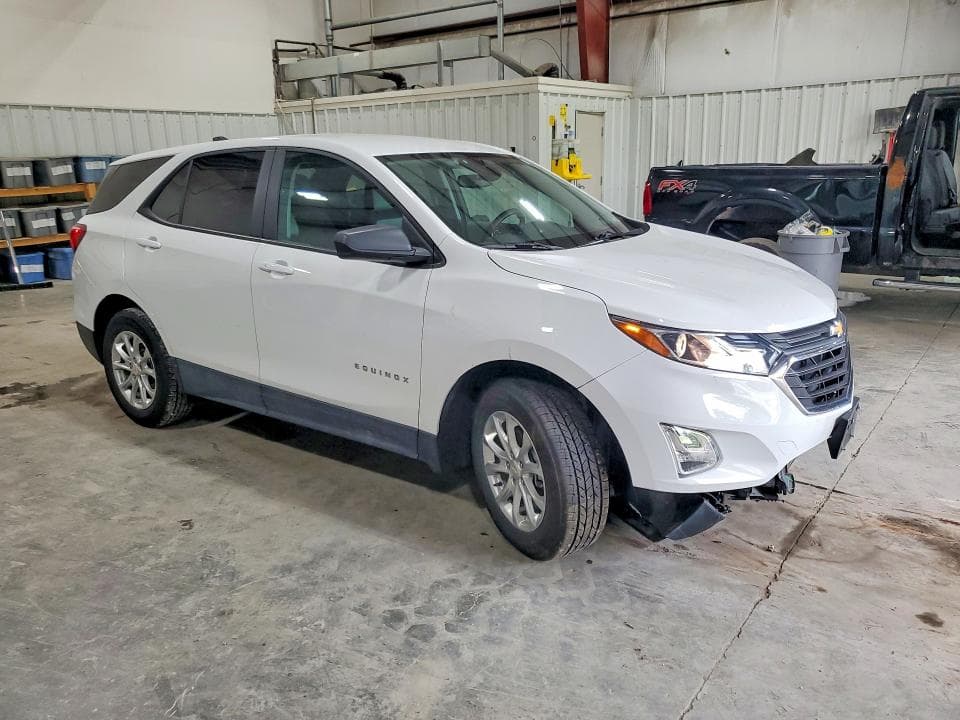 2021 CHEVROLET EQUINOX LS 4