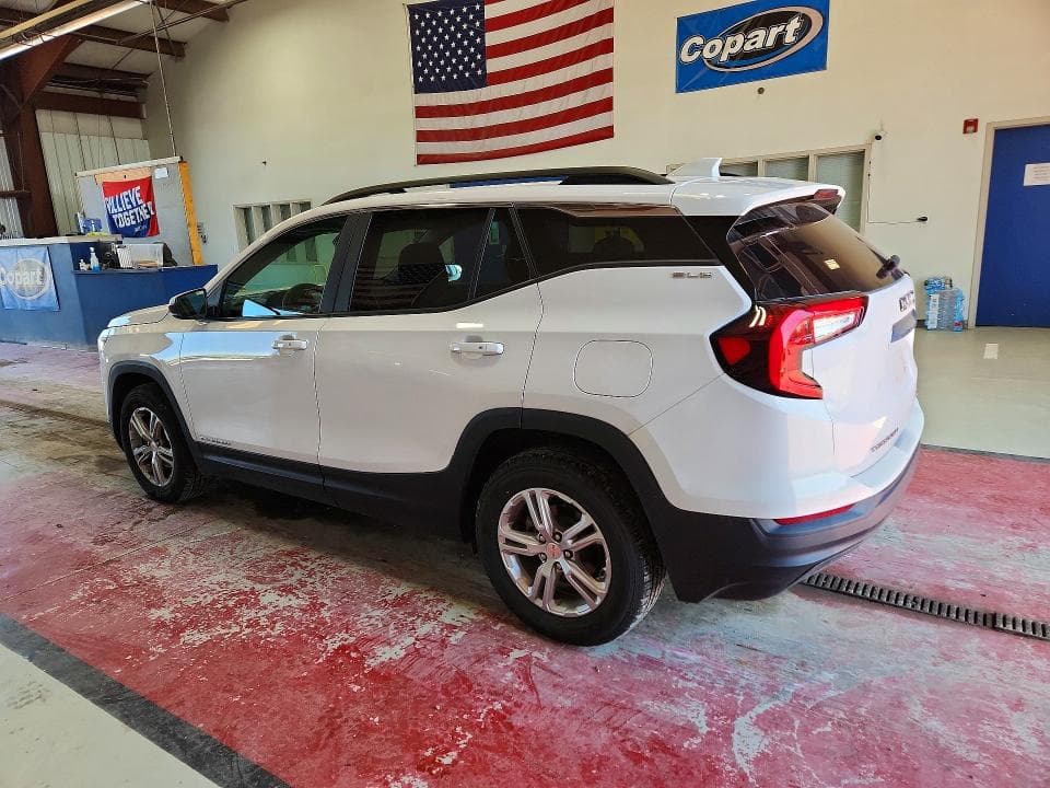 2022 GMC TERRAIN SLE 2