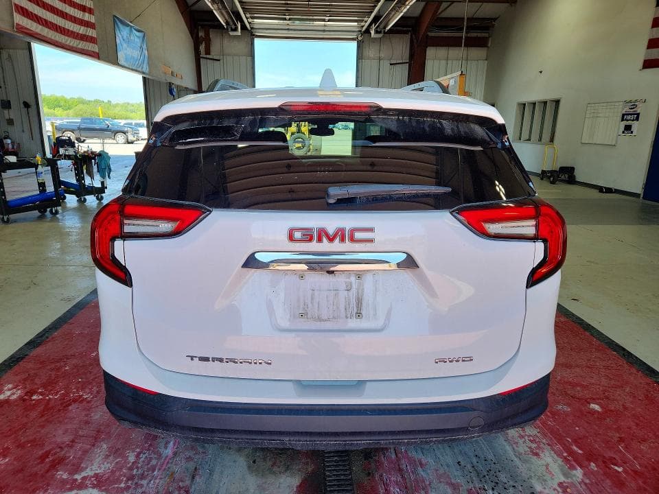 2022 GMC TERRAIN SLE 6