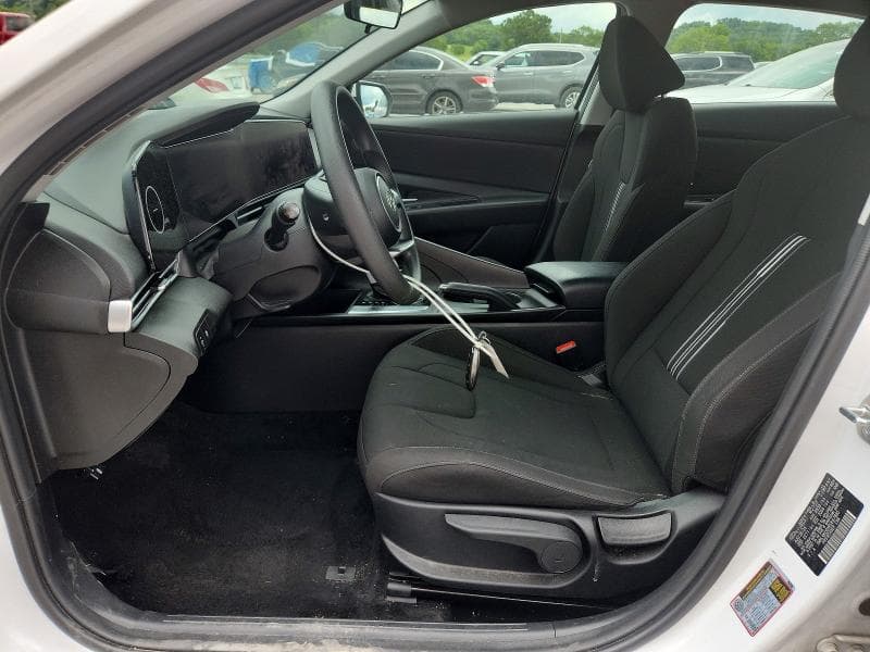 2024 HYUNDAI ELANTRA SEL 7