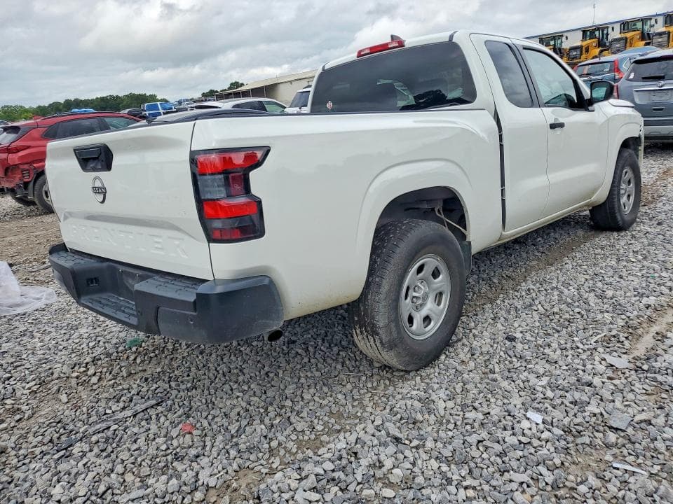 2024 NISSAN FRONTIER S 3