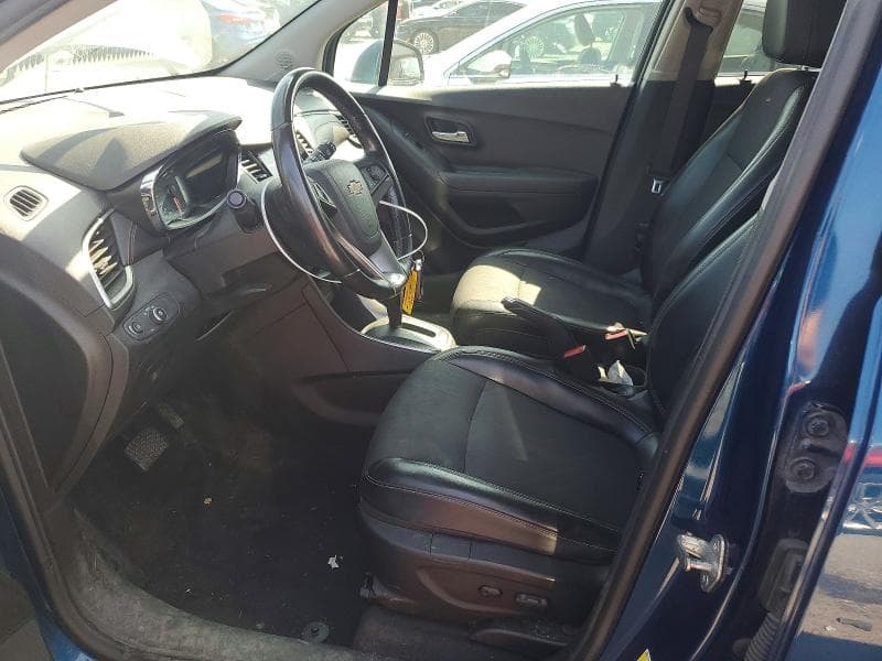 2020 CHEVROLET TRAX 1LT 7