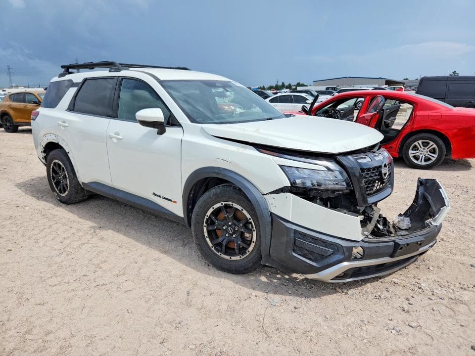 2023 NISSAN PATHFINDER SV SV 4